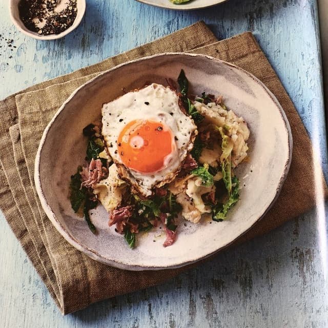 Ham hock colcannon